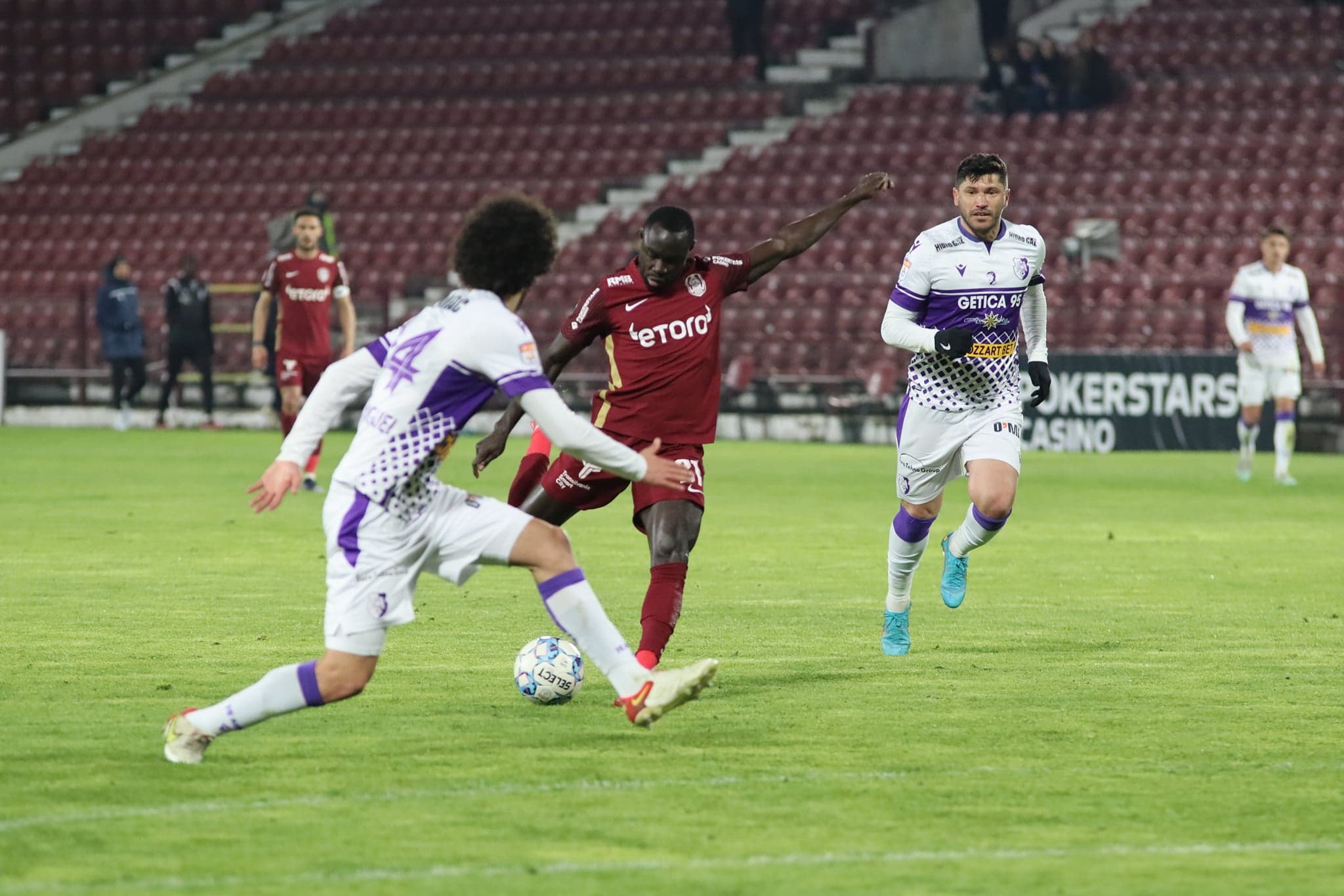 S-a aflat totul! Când joacă FC Argeș, FCSB și Rapid în etapa a 11-a. Anunțul oficial făcut de LPF chiar acum