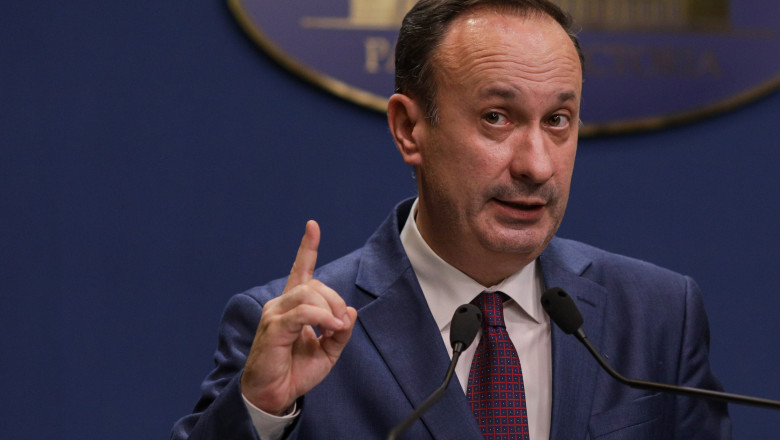SOLUȚIA lui Câciu pentru CRIZĂ este formarea unui GUVERN majoritar cu PSD, PNL și UDMR
