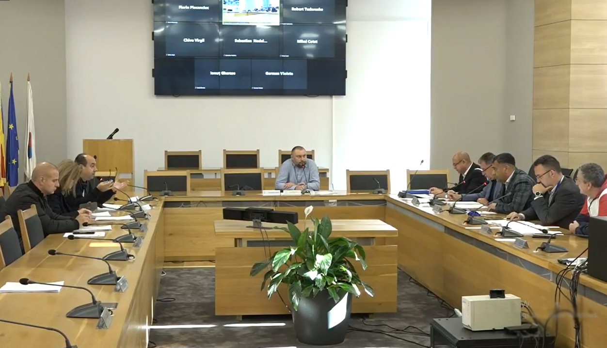 ACUM! PNl și USR au PĂRĂSIT sala de ședință a Consiliului Local Pitești! Care este motivul?