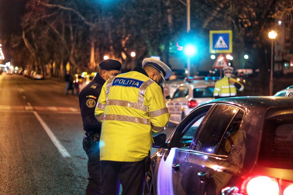 control politia noaptea restrictii