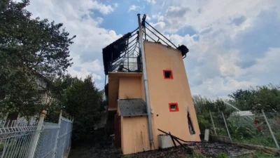 Merită tot respectul! Eroii de la Băiculești! Au luptat trei ore cu flăcările, pentru a salva o familie! 2 trei ore
