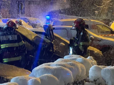 masinaa incendiu pitesti