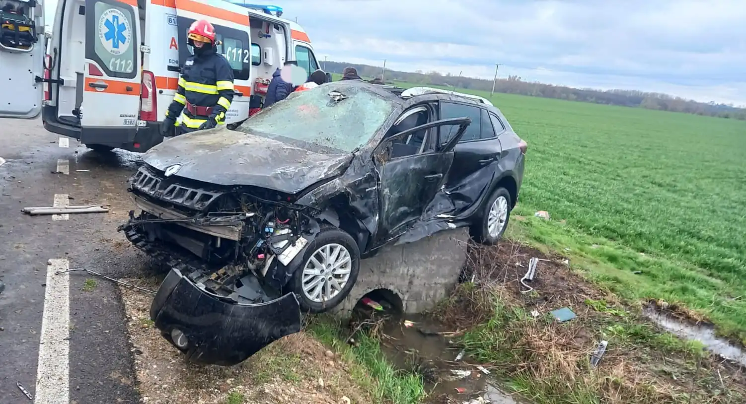 accident costesti cap de pod