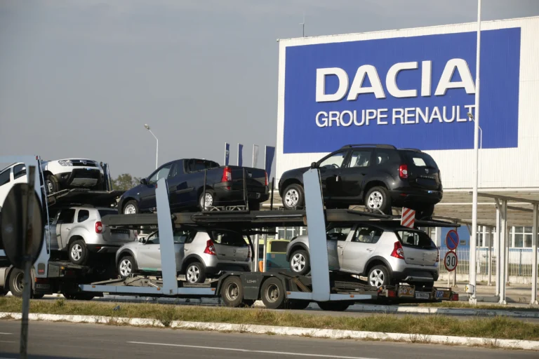 Incredibil ce se întâmplă la DACIA! S-a aflat TOTUL! 
