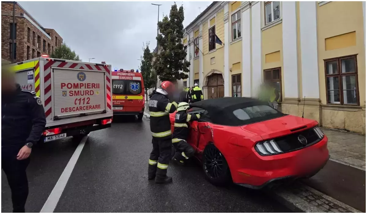 accident mustang