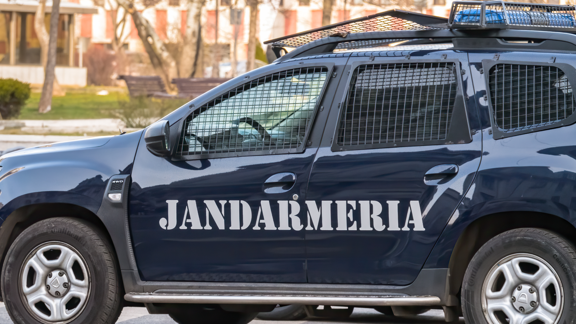 masina jandarmerie shutterstockfoto crop