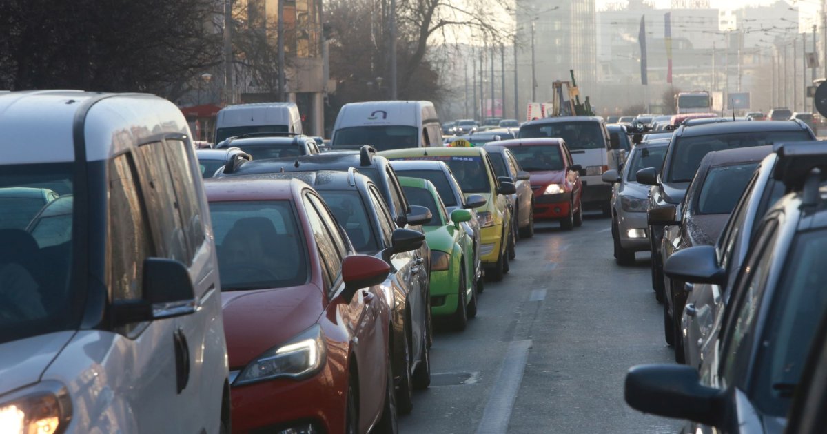 Atenție șoferi! Se modifică Codul Rutier! Schimbarea radicală care îi vizează pe toți românii blocați în trafic!