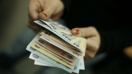 Lovitură totală pentru 800.000 de români! Adevărul crunt despre mărirea salariului de la 1 iulie: Câți bani primești în mână de fapt?