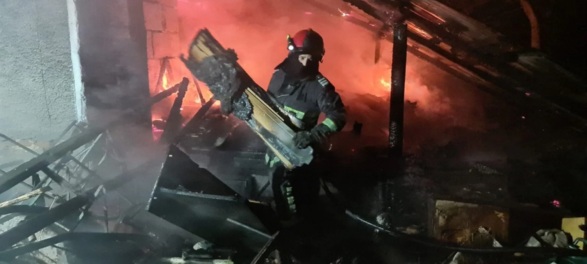 836754 1624406400 foto barbat gasit mort intr o casa distrusa de incendiu