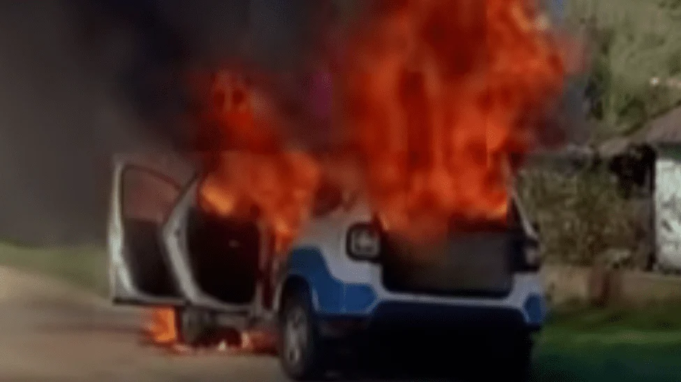 masina a ars ca o torta foto captura video