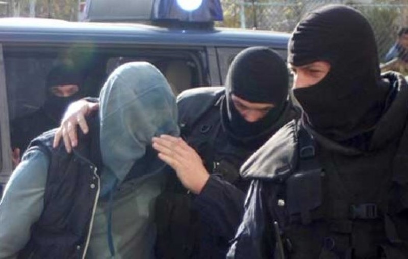 tanar arestat pentru furt actiona in zone aglomerate din municipiul botosani 6Mj