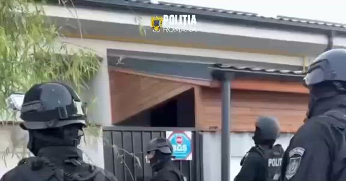 Teroare în liftul unui bloc! O femeie și un străin, bătuți și gazați. Ce a ieșit la iveală acum?