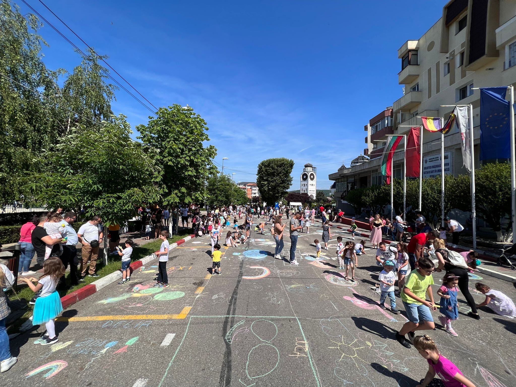 1 Iunie de poveste la Mioveni! Centrul orașului se transformă într-un tărâm al copilăriei, cu spectacole, jocuri și concerte