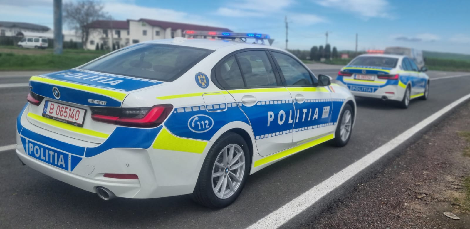 Urmărire ca în filme pe A2! S-a răsturnat cu mașina în timp ce fugea de poliție, dar ce au găsit agenții asupra lui a șocat pe toată lumea!