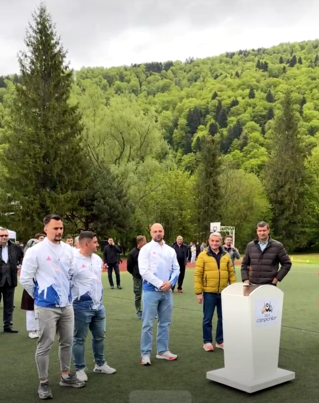 Spirit olimpic la Colegiul „Mihail Cantacuzino”: boberii musceleni, modele de excelență pentru elevii din Sinaia