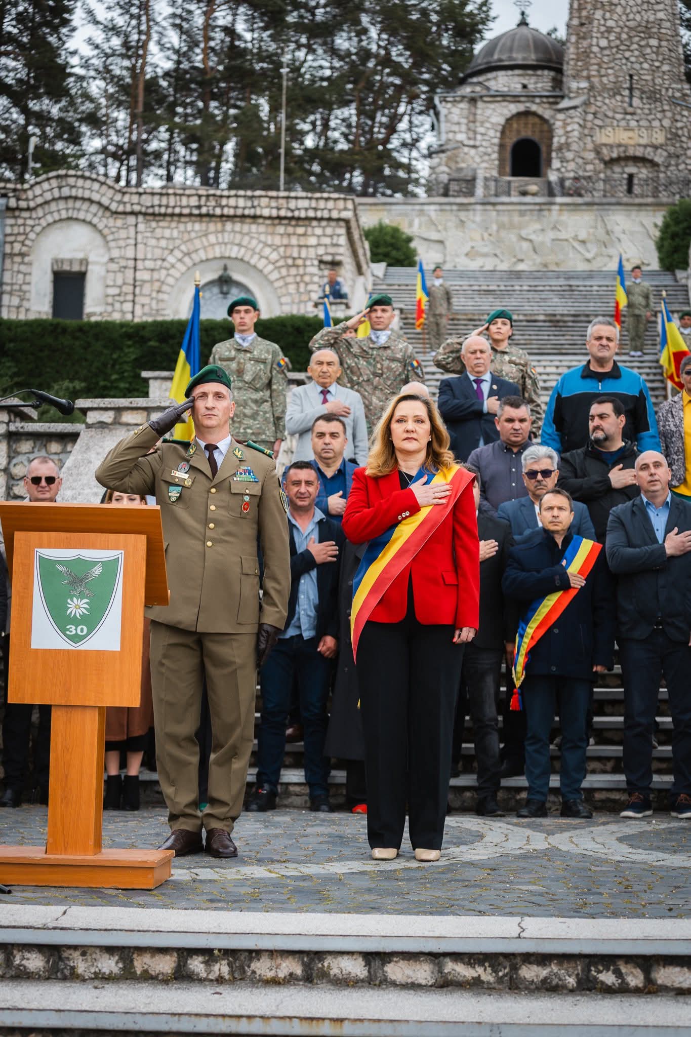 Momente importante în Argeș! Omagiu la Mateiaș. Recunoștință și emoție de Ziua Eroilor