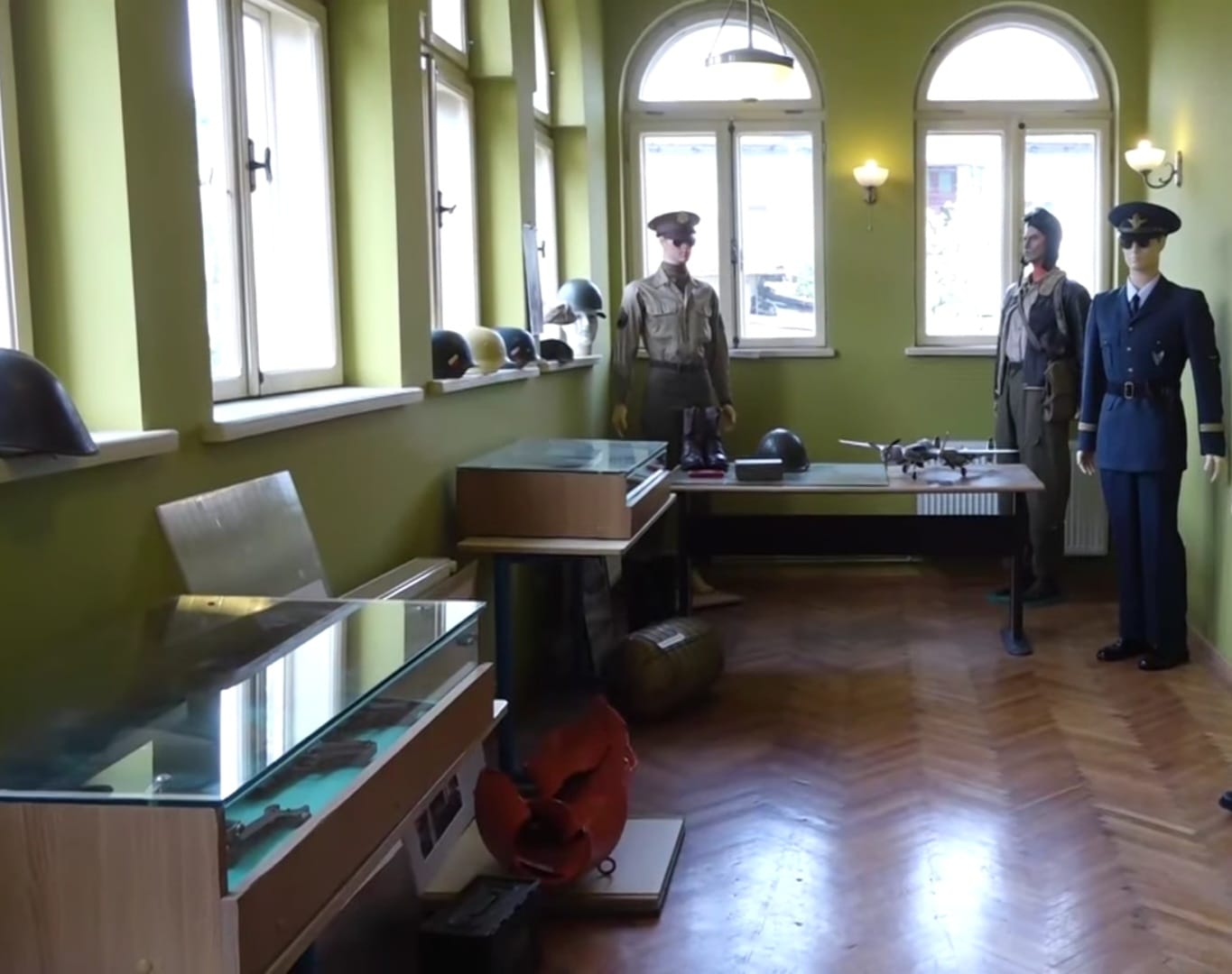 Istoria prinde viață la Câmpulung. O incursiune în tehnica militară, în Noaptea Muzeelor