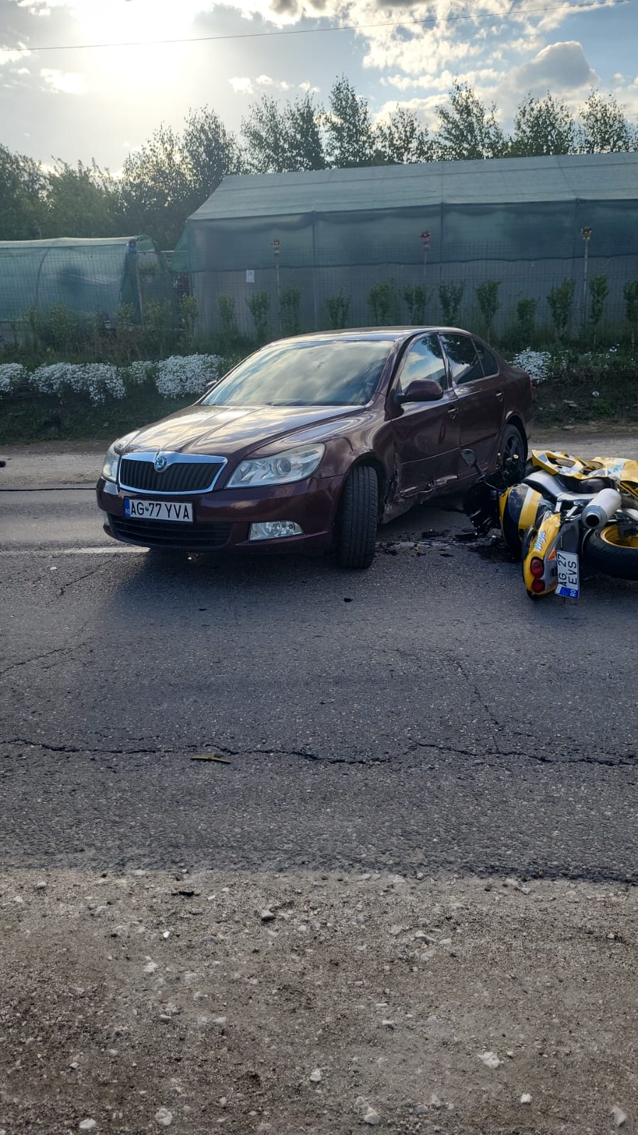 Impact devastator la intrarea în Câmpulung! Un motociclist a fost spulberat-Detalii de ultimă oră despre starea victimei!