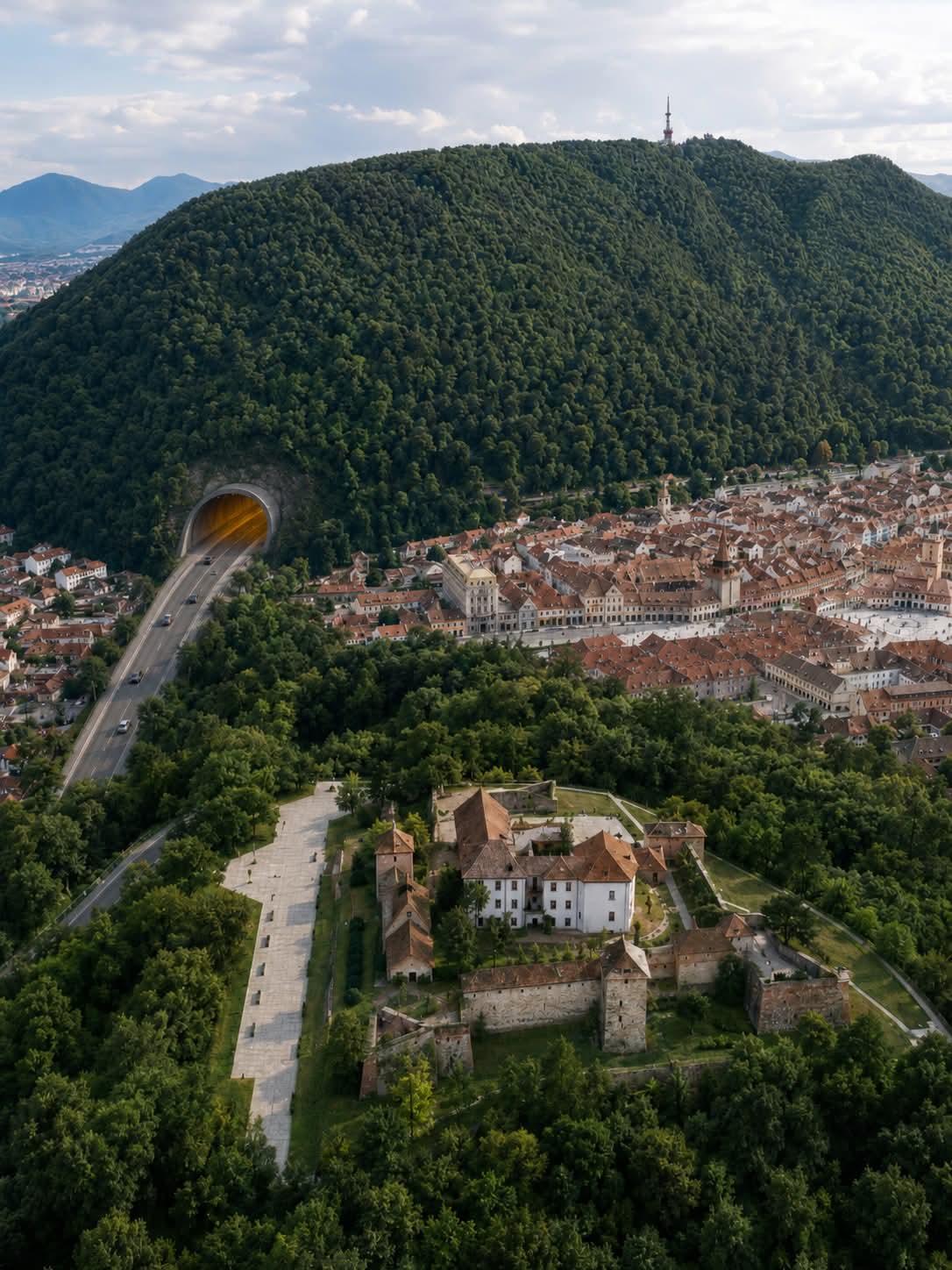 Incredibil! Se sapă tunel prin munte! Planul secret din anii ’80 care va schimba totul