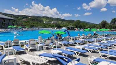 Vestea pe care o așteptau toți românii! Ce se întâmplă pe 1 iunie – Cine intră GRATIS la cel mai căutat ștrand!