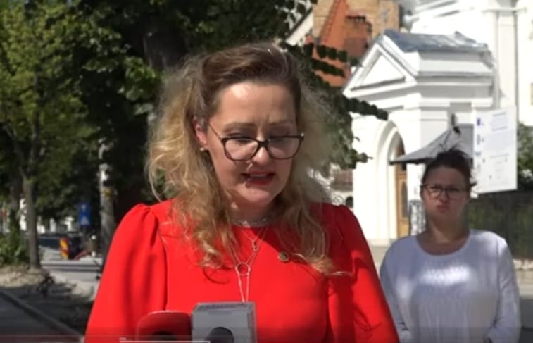Dezastru total pentru Elena Lasconi! Bulevardul „Pardon” se dezintegrează pe zi ce trece!