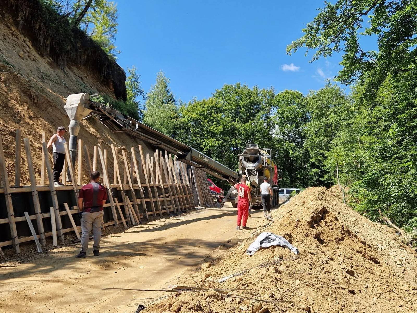 Incredibil ce se întâmplă în Bughea de Jos! Imaginile pe care toți locuitorii trebuie să le vadă!