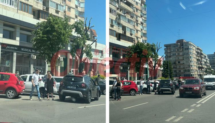 ACUM. Accident grav pe I.C. Brătianu, în Pitești! Impact VIOLENT, trafic PARALIZAT! VIDEO! 