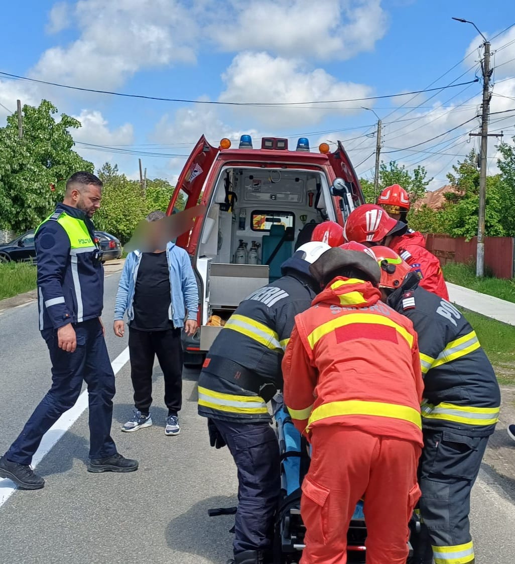 ACUM. Accident înfiorător în Argeș! Mașină SPULBERATĂ de tren!
