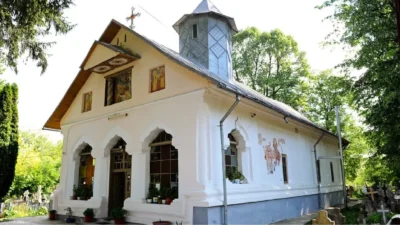 Atac șocant la o biserică din Argeș! O pictură unică în lume a fost distrusă cu sapa: Ce reprezenta „Moartea râzând” și cine este făptașul