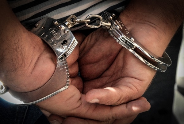 Șocant! Ce a pățit un tânăr de 18 ani într-o piață din oras!. L-a recunoscut pe stradă după o lună și a urmat o arestare fulger!