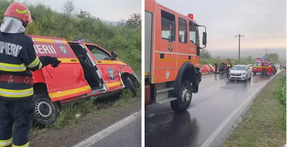 Alertă! Autospecială SMURD plină cu pompieri spulberată de pe șosea! Intervenție de urgență!