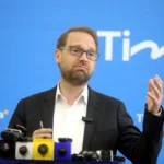 BOMBĂ în politică! S-a terminat pentru Dominic fritz!!! Cine este celebrul lider care îi ia locul pe 5 iunie!