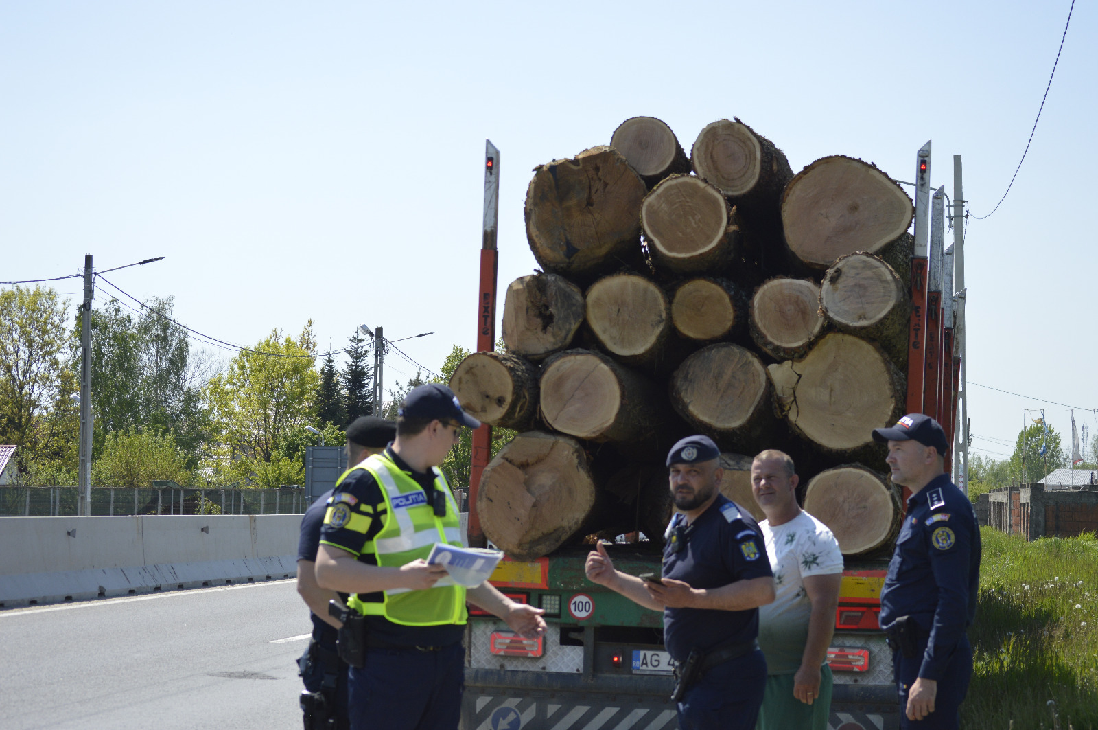 Alertă în Argeș! Peste 1400 de persoane luate la puricat cu noua aplicație Schengen: S-au dat amenzi uriașe pe bandă rulantă!