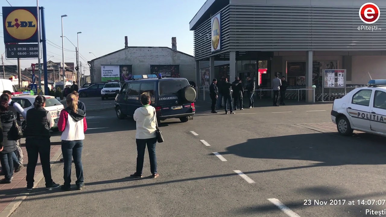 FURT IN PARCARE LA LIDL! Poliția a intervenit de urgență!