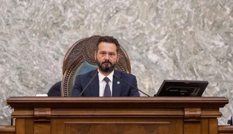 Senatorul Mihai Coteț, mesaj ferm la adresa PSD: „România nu mai poate fi condusă prin compromisuri toxice”