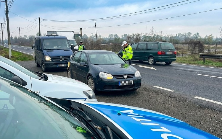 ACȚIUNI ALE POLIȚIȘTILOR RUTIERI ARGEȘENI PENTRU CREȘTEREA SIGURANȚEI ÎN TRAFIC!!!