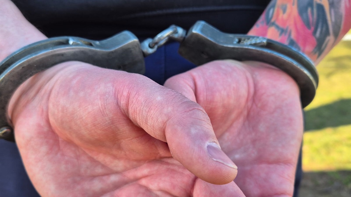 Măcel în plină stradă! Un bărbat a fost ucis sub ochii tuturor. Detalii cumplite despre atacatori.