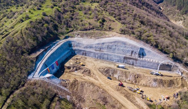 Vestea uriașă pentru toți românii! Ce se întâmplă pe Valea Oltului, s-a dat ordinul pentru noul tunel de pe A1