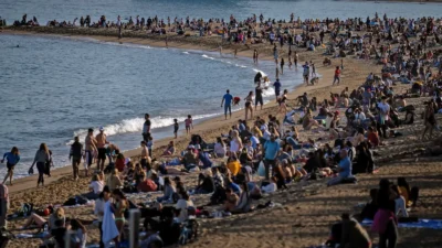 Vestea momentului pentru românii care merg la mare! Ce se întâmplă cu șezlongurile chiar din această vară