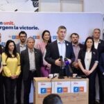 BOMBĂ în USR! S-a aflat cine a golit conturile partidului: Suma uriașă care a dispărut chiar de sub nasul liderilor!