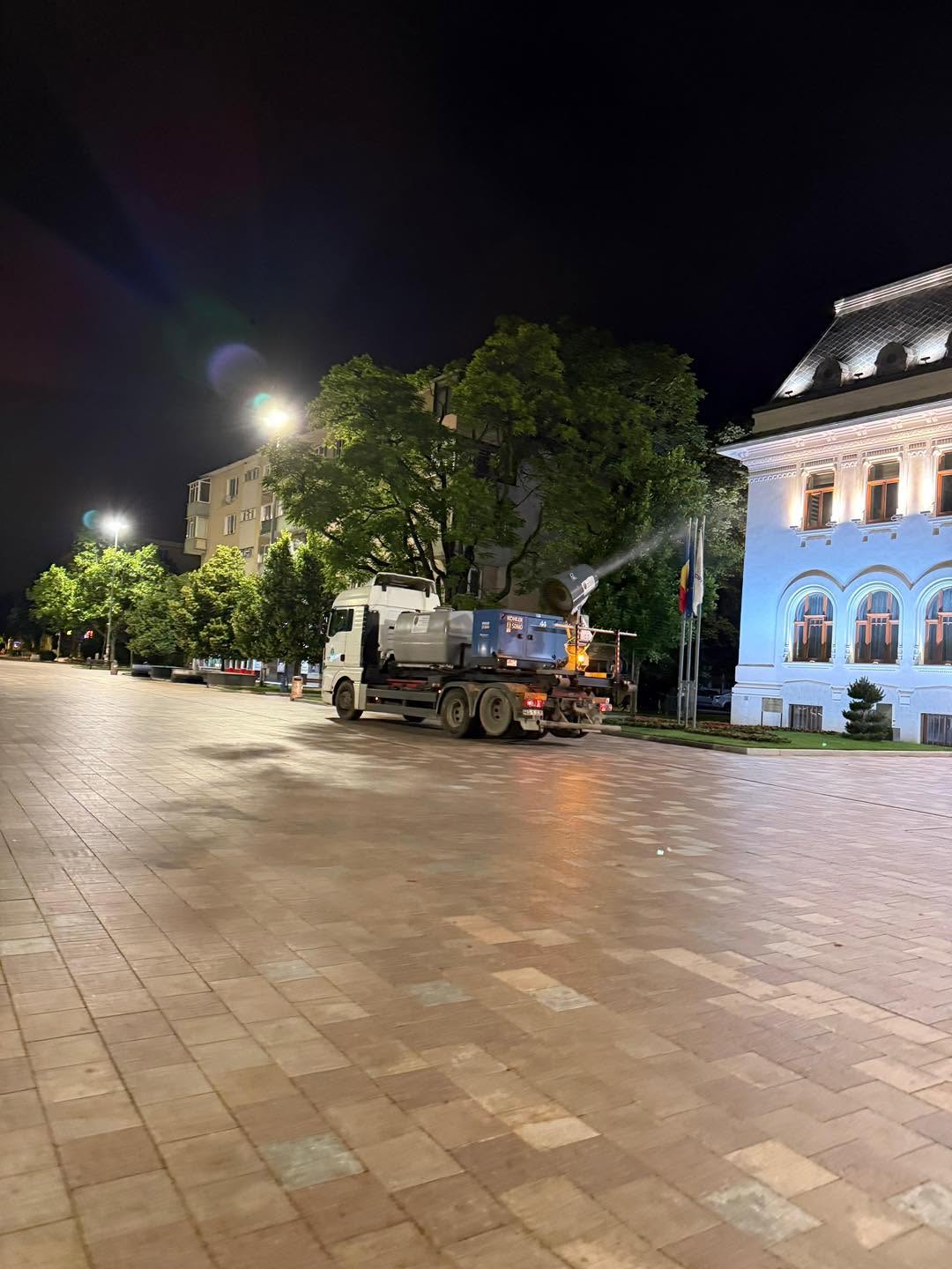 Atenție! Dezinsecție în municipiul Pitești în noaptea de 22 spre 23 iunie 2026!!!