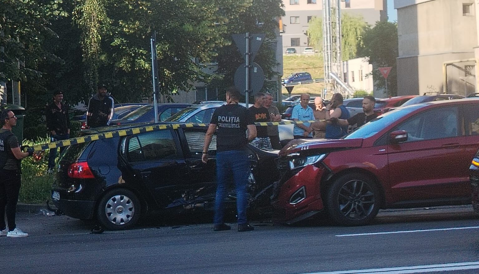 ACUM. Haos în trafic la Ambra Nord! Accident GRAV, șoferii transportați de URGENȚĂ la spital! VIDEO! 