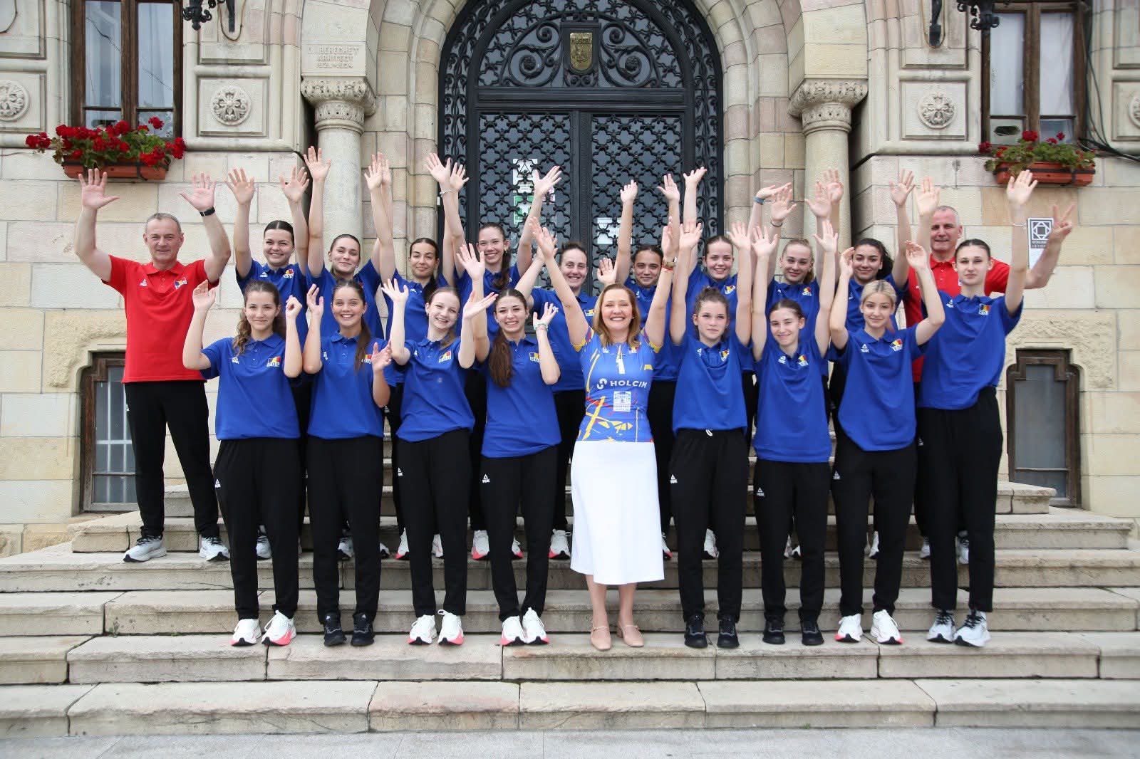 PREMIERA istorică pentru SPORTUL românesc! VOLEIBALISTELE din Câmpulung scriu ISTORIE în China