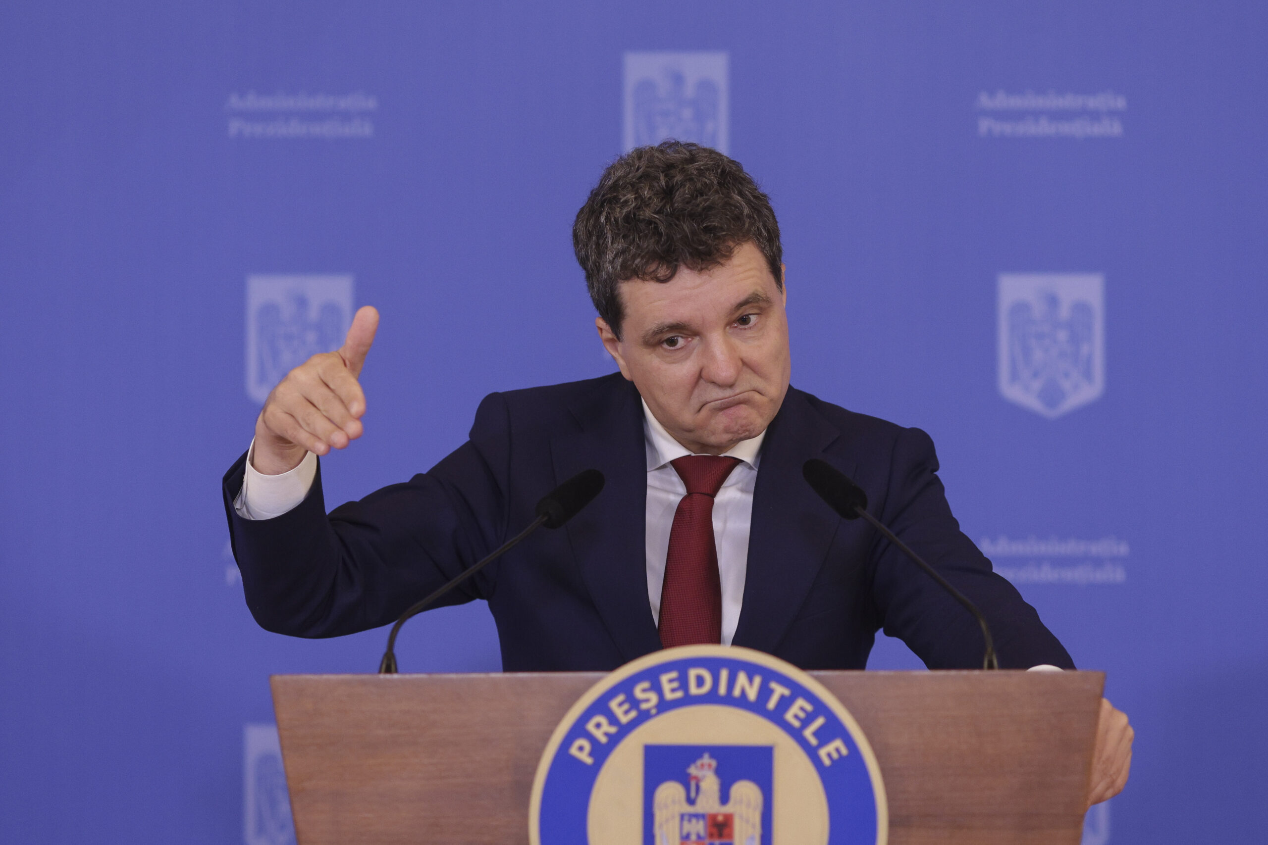 PROPUNERE-SURPRIZĂ ÎN PLINĂ CRIZĂ POLITICĂ! Grupul  PACE îl vrea pe Patriarhul Daniel în fruntea Guvernului României