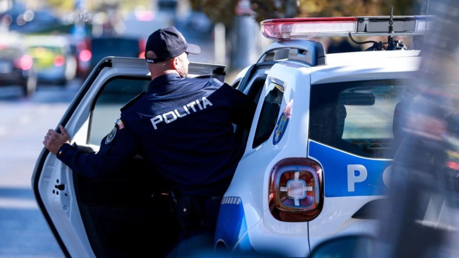 ȘOC TOTAL în fotbalul românesc! Un CUNOSCUT jucător de la Dinamo și soția sa, ATACAȚI în restaurant: Poliția i-a găsit plini de sânge în trafic!