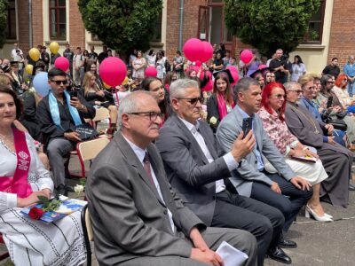 O carieră legendară se încheie pentru directorul Colegiului Național Pedagogic „Caril I” – George Radu, omul care a definit o jumătate de secol de pedagogie