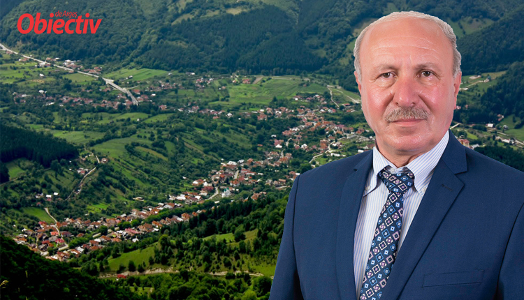 Primarul Ion Băcioiu obține o nouă investiție pentru Dragoslavele. Lucrările la rigolele de scurgere sunt în plină desfășurare!