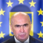 ALERTĂ! Ilie Bolojan revine de urgență în țară după pierderea puterii: Mutarea șoc care cutremură PNL chiar acum!
