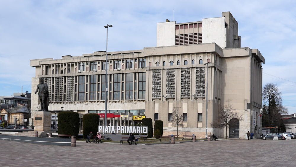 Teatrul „Alexandru Davila” din Pitești primește peste 7,1 milioane de lei pentru dezvoltarea activității culturale