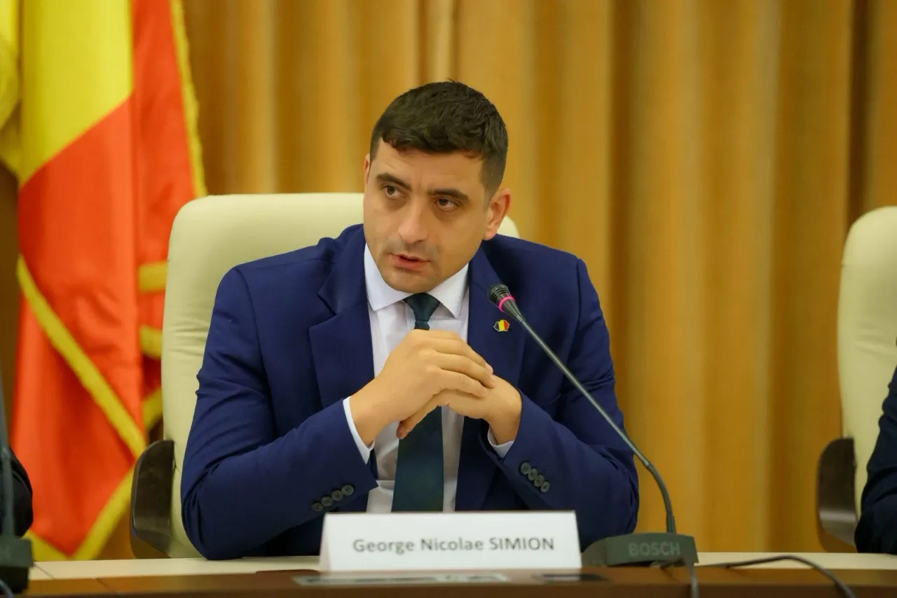 Lovitură devastatoare pentru un lider PSD! George Simion a câștigat definitiv procesul de 90.000 de euro